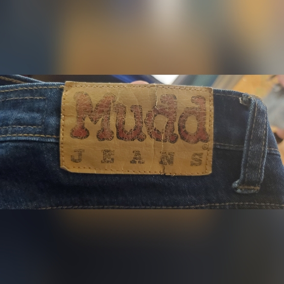 Mudd Vintage Flare Jean's With Buttons - Picture 8 of 10